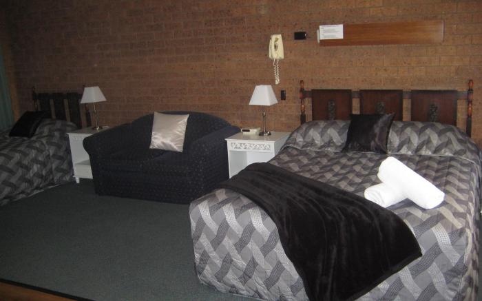 Greenacres Motel