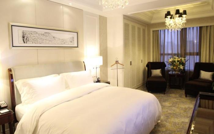 Yuncheng Jianguo Hotel
