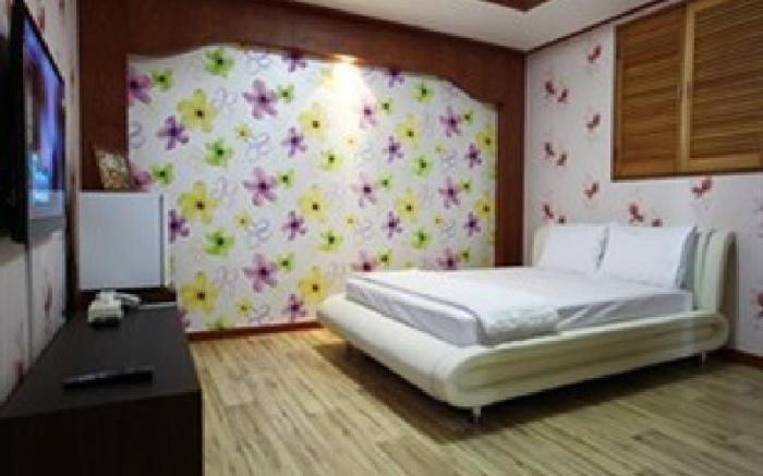 Goodstay Galleria Motel