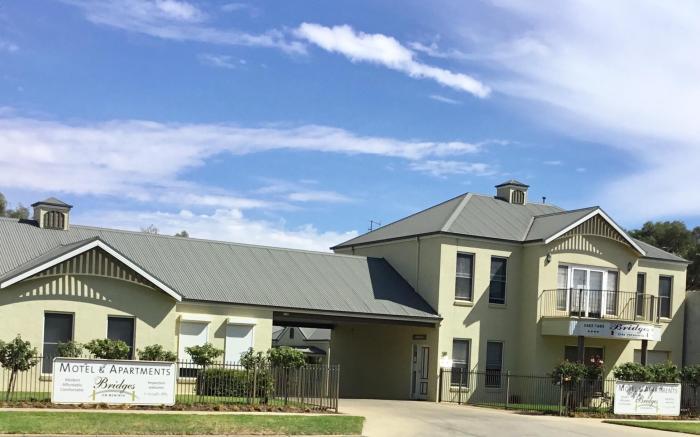 Bridges on Meninya Motel & Apartments