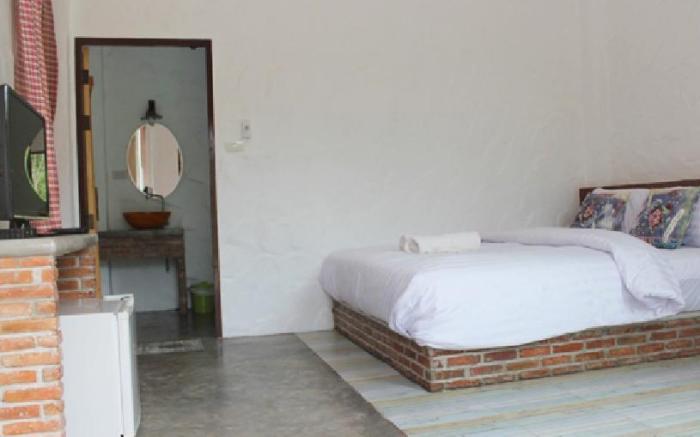 Monoko Porploen Resort Suanphung