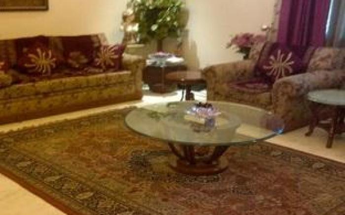 Awadh Inn