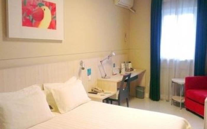 Jinjiang Inn Yancheng Huanghai East Road Merchants Shopping Mall