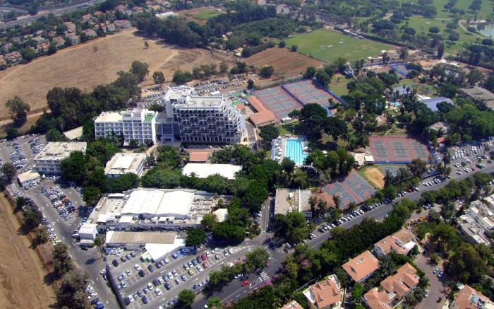 Kfar Maccabiah Hotel & Suites                                                                   