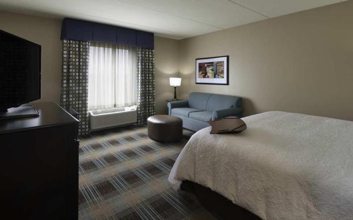 Hampton Inn & Suites Clarksville