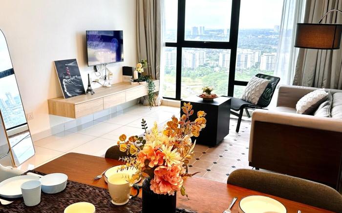 Downtown Serenity @ Mosaic 2+1 Bedroom 6-11pax