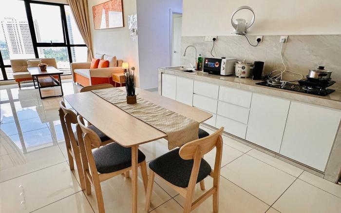 Mosaic Comfort Hideaway @ 2 Bedroom 6-10pax Lv24