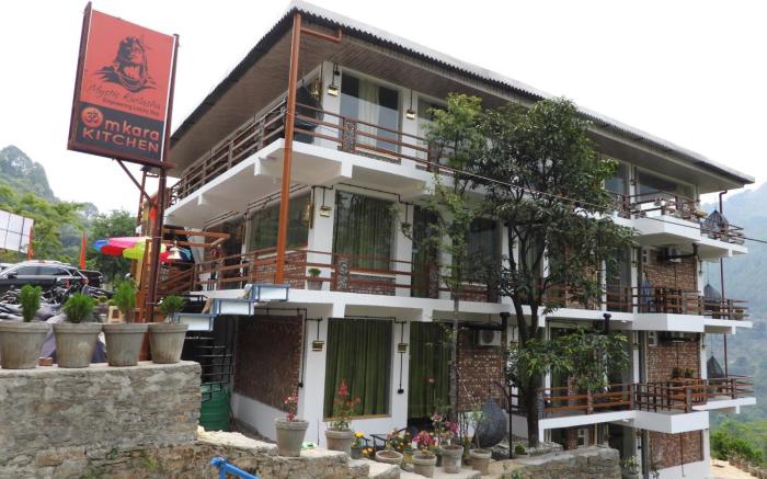 Goroomgo Mystic Kailasha Ukhimath