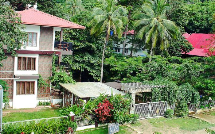 Doublegem Beach Resort and Hotel