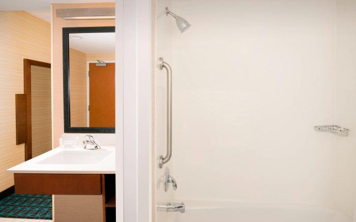 Fairfield by Marriott Inn & Suites Albany East Greenbush