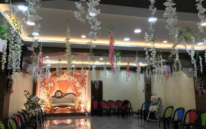 HOTEL GRAND PALACE &amp; BANQUET