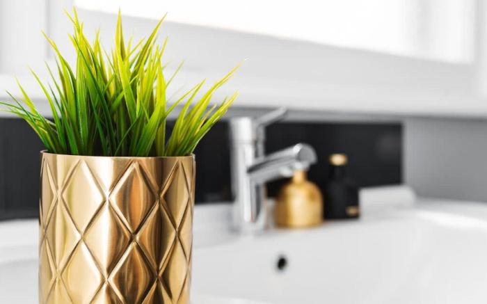 The Gathering Chester 2     Sleeps 14     Very Close to City Centre