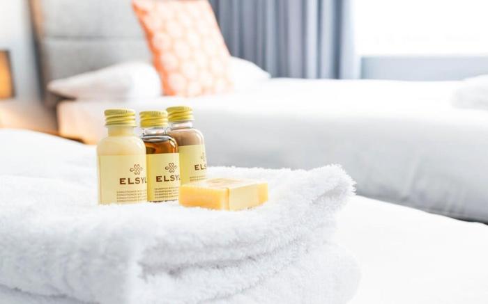 The Gathering Chester 2     Sleeps 14     Very Close to City Centre