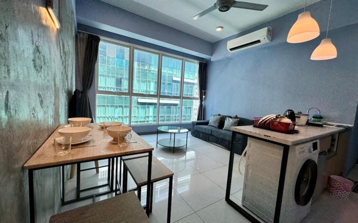 KK SUTERA AVENUE WT POOL OPP IMAGO 2BR 6pax (19A)