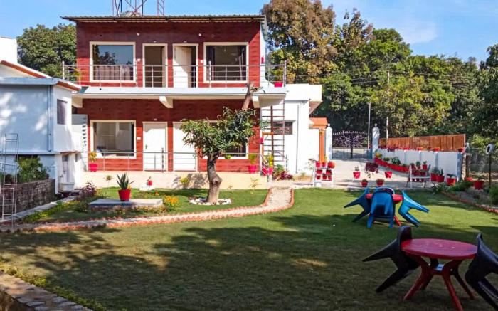 Goroomgo Anugraha Homestay Ramnagar