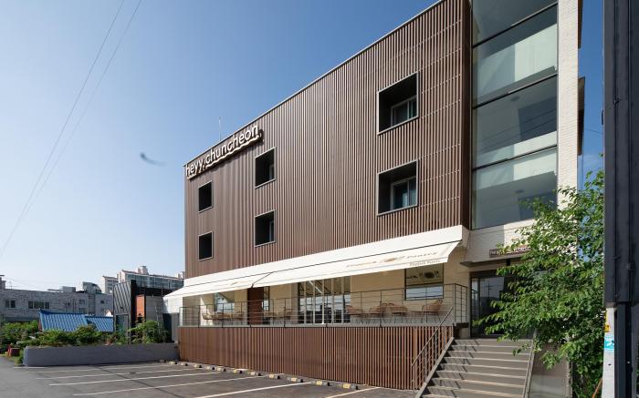 Heyy Chuncheon Hotel