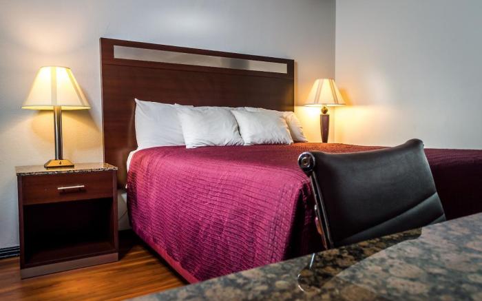 Crossroads Inn - Downtown Sacramento