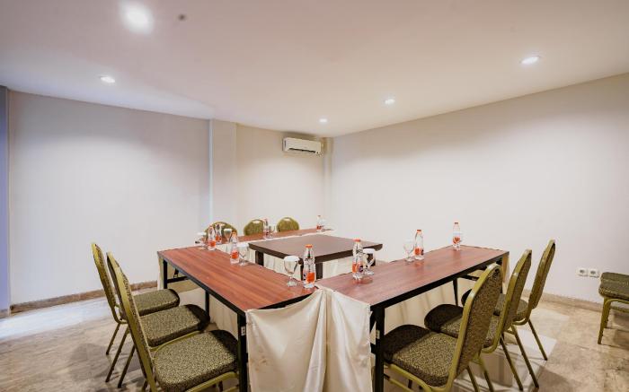 Sans Vibes Jasmine Suite TB Simatupang
