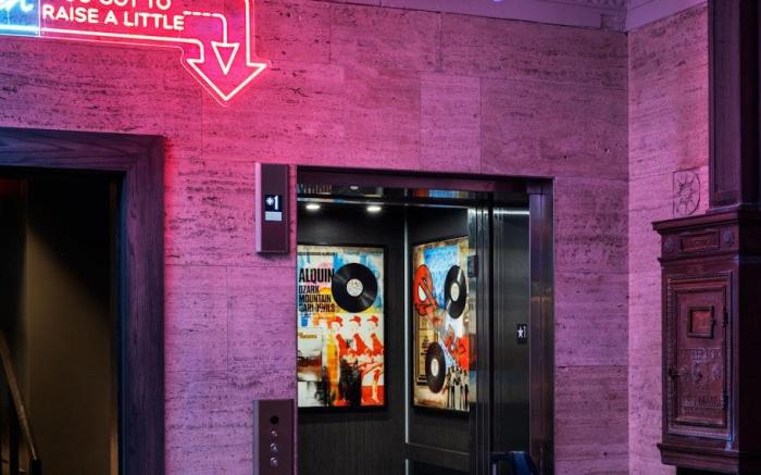 Moxy Springfield Downtown