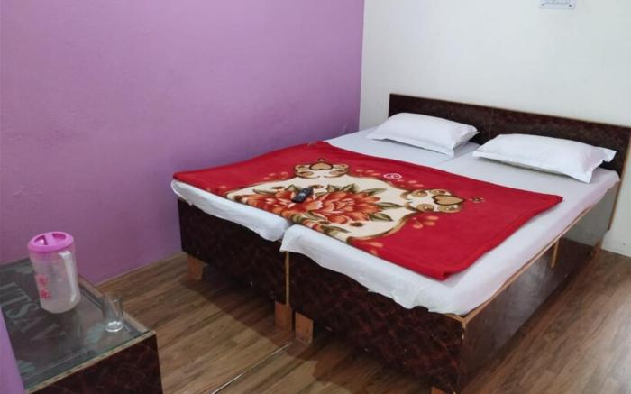 Goroomgo Utsav Palace Uttarkashi 