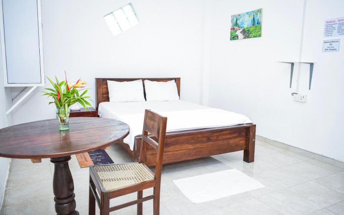 The Emerald Guest House & Villa