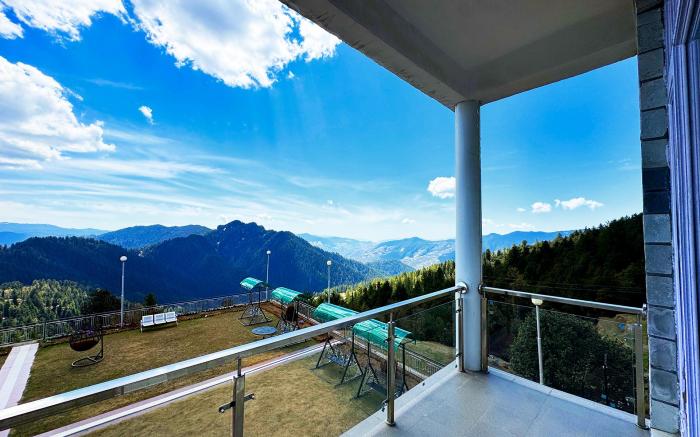 Hawk Eye Resort