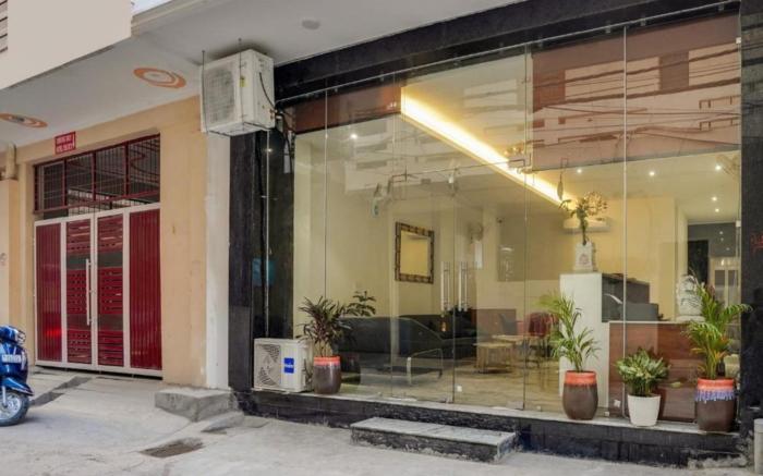 HOTEL IVORY INN AT IGI AIRPORT