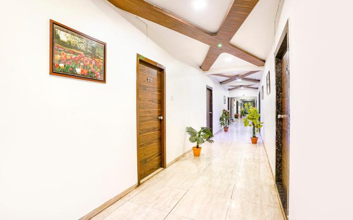 FabHotel Ratna Palace -  Stadium Cross Rd, nr. Sabarmati, Motera