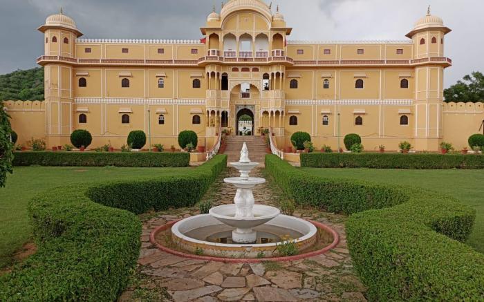 Hotel Maharaja Palace