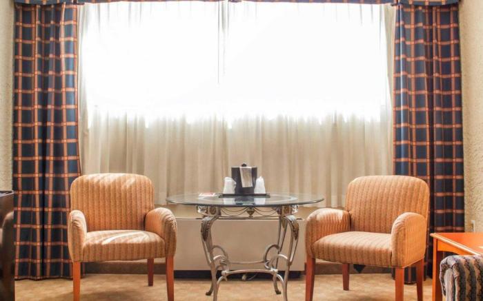 Ramada by Wyndham Tulsa Broken Arrow