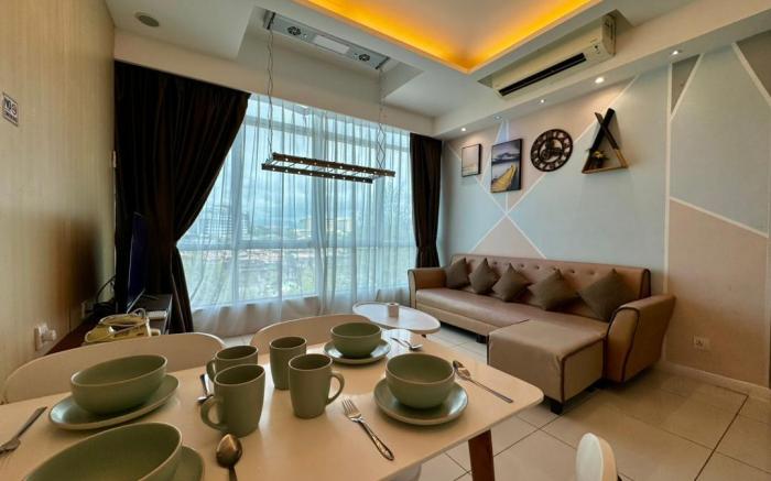 KK SUTERA AVENUE WT POOL OPP IMAGO 2BR 6pax【JSM】