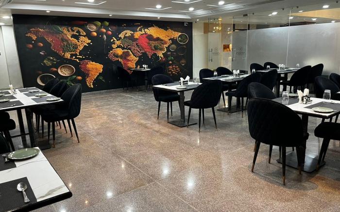 Hotel Maxsun, Gwalior