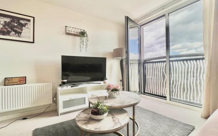Central London-high floor sky view