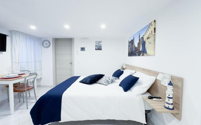 Blue Eyes by Ca-Sa Check