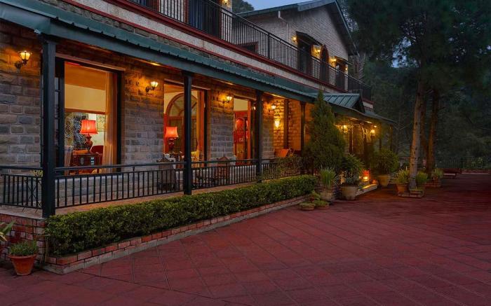 Mistair,Garden Luxurious Villa, Kasauli, Cook+BBQ