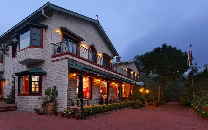Mistair,Garden Luxurious Villa, Kasauli, Cook+BBQ
