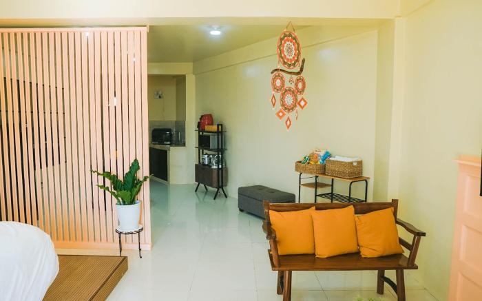 Lina Suites Deluxe Room 3