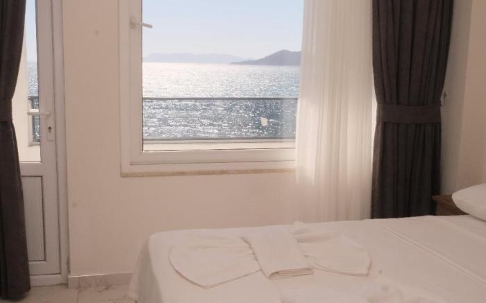 Sea Door Hotel