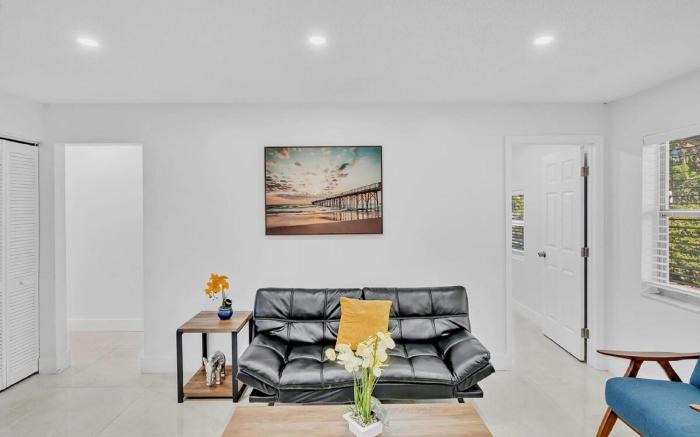 NEW 2 Bedroom @ Hollywood Beach and Hard Rock LB1
