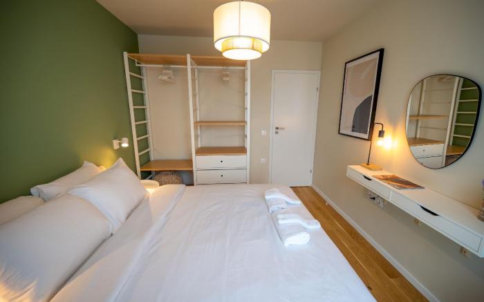 Design 1BDR Apartment near City Center