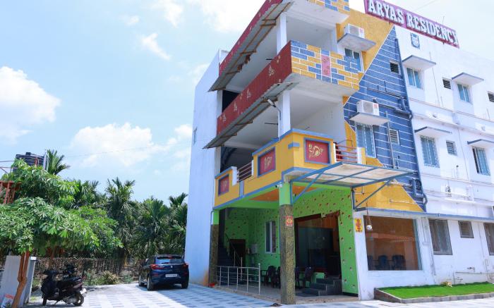 Aryas Residency