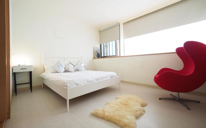 Family-Friendly Stay/8PPL/2 floor/Aug hot sale
