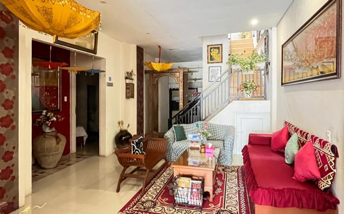 Urbanview Poma Hotel