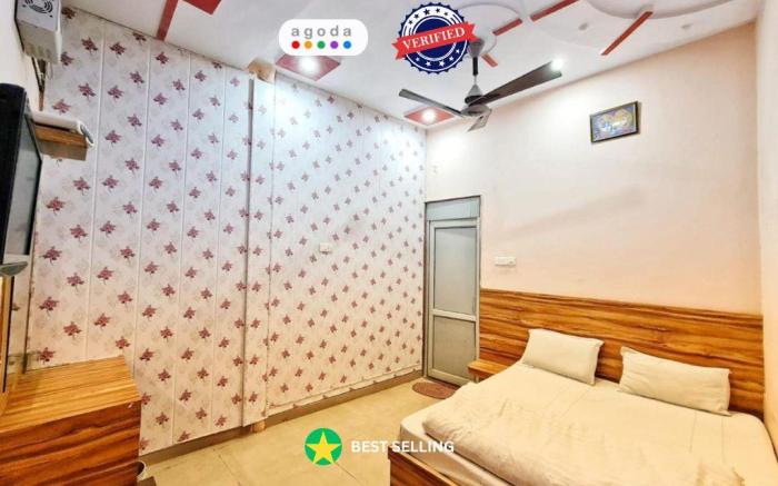 Goroomgo Sangam Palace Guest House Mathura