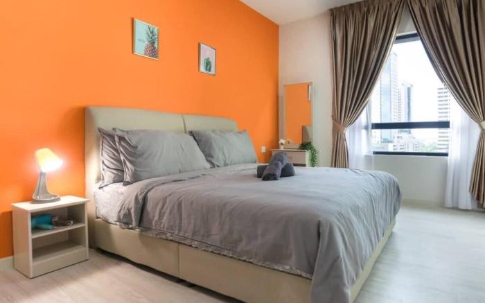 A Stylish & Cozy Suite in Suasana JB