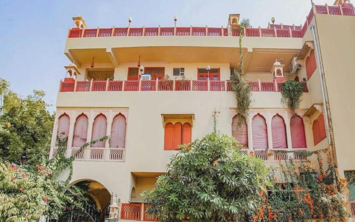 Hotel Mandela House