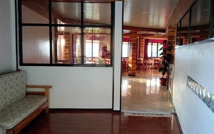 FRIX HOMESTAY and RESTAURANT