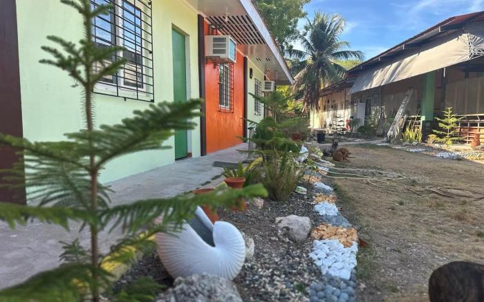Montenova Dive Resort Malapascua Island