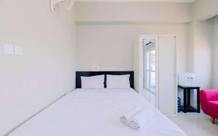Homey Restful Studio Royal Sentul Park By Travelio