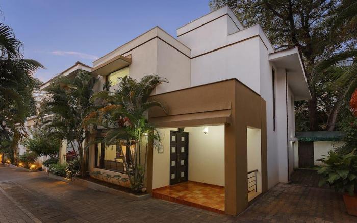 Seven Solace 3BR Pool Family Villa withcook in Candolim